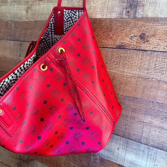 MCM Visetos Red Large Liz Reversible Logo Shopper Tote - Picture 7 of 16
